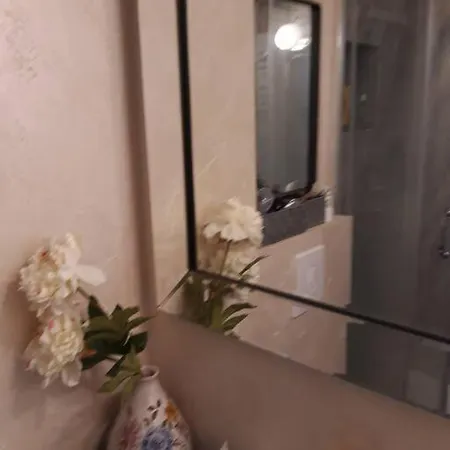 Zona Porto A 10 Mn A Piedi Dal Mare Apartment